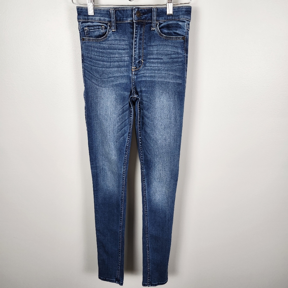 EUC Abercrombie & Fitch High Rise Skinny Jeans Size 4R
